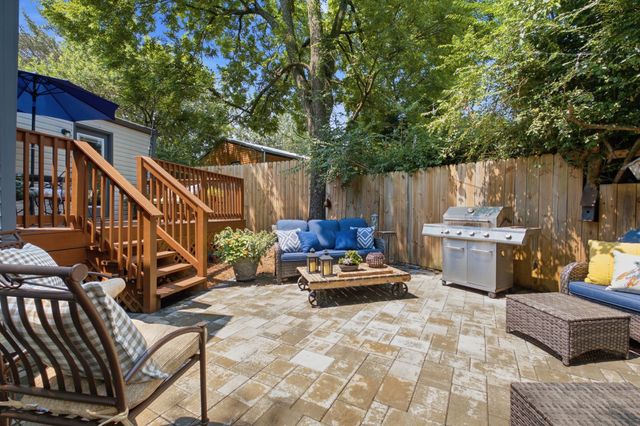 6218 Laredo Ave, Nashville, TN 37209