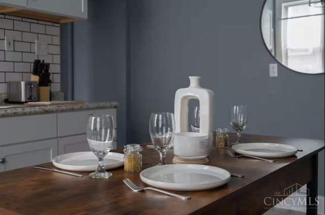 2413 Kenton Street, Cincinnati, OH 45206