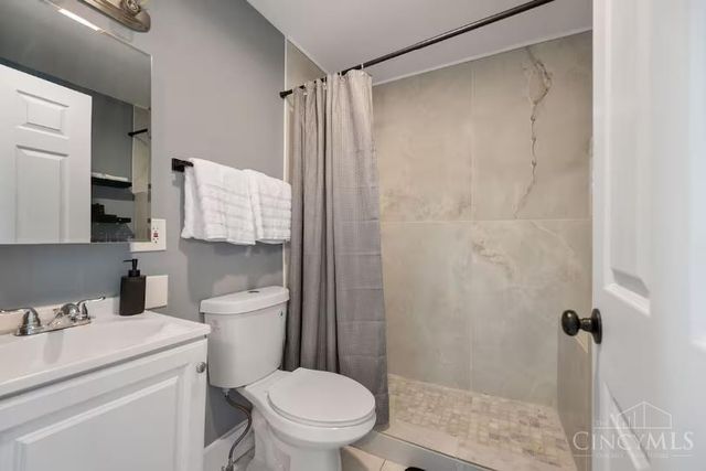 2413 Kenton Street, Cincinnati, OH 45206