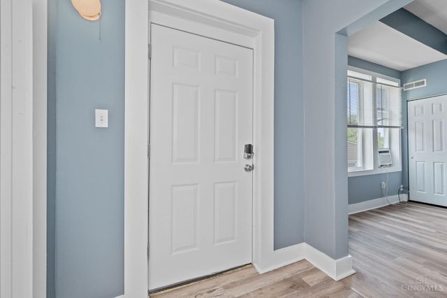 2413 Kenton Street, Cincinnati, OH 45206