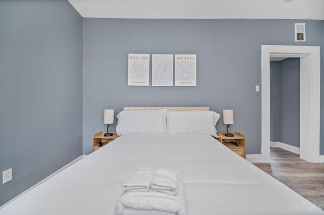 2413 Kenton Street, Cincinnati, OH 45206