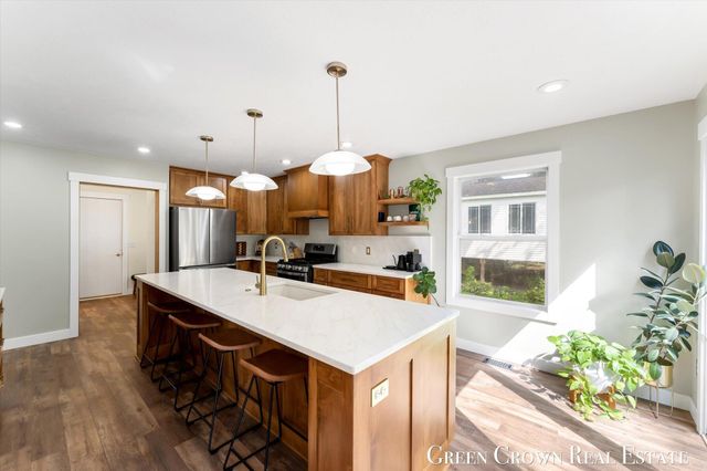 2838 Big Timber Drive Ne, Grand Rapids Twp, MI 49525