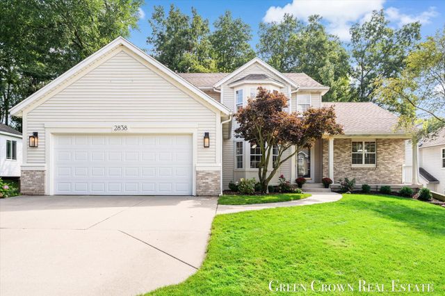 2838 Big Timber Drive Ne, Grand Rapids Twp, MI 49525