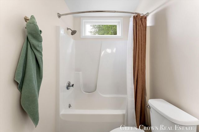 2838 Big Timber Drive Ne, Grand Rapids Twp, MI 49525