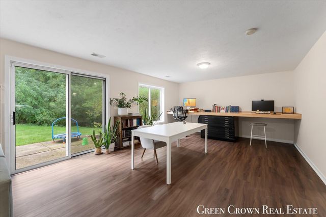 2838 Big Timber Drive Ne, Grand Rapids Twp, MI 49525