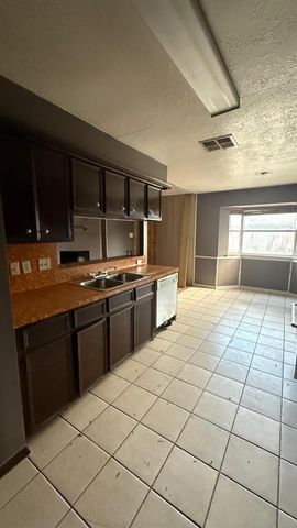 4207 Comanche Street, Pasadena, TX 77504