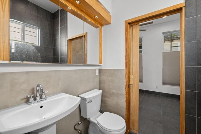 815 E 23rd Street, Houston, TX 77009