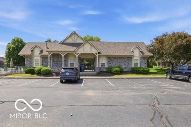 9601 Cypress Way, Carmel, IN 46032