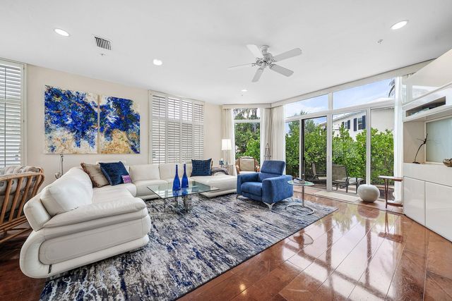 2115 S Ocean Boulevard 14, Delray Beach, FL 33483