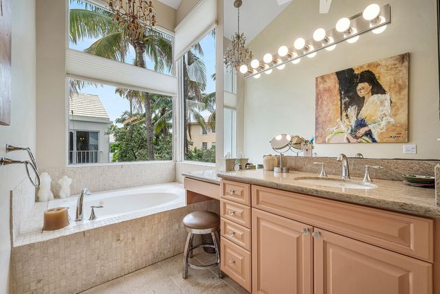 2115 S Ocean Boulevard 14, Delray Beach, FL 33483