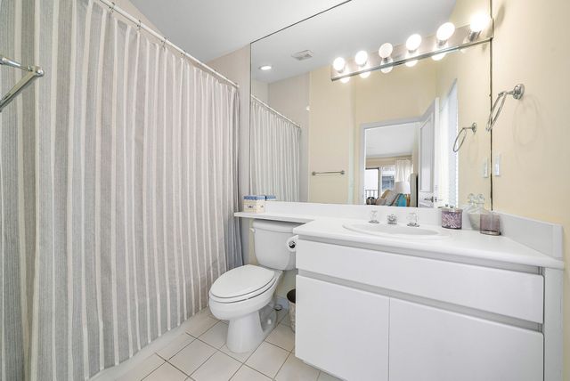 2115 S Ocean Boulevard 14, Delray Beach, FL 33483