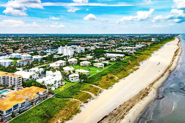 2115 S Ocean Boulevard 14, Delray Beach, FL 33483