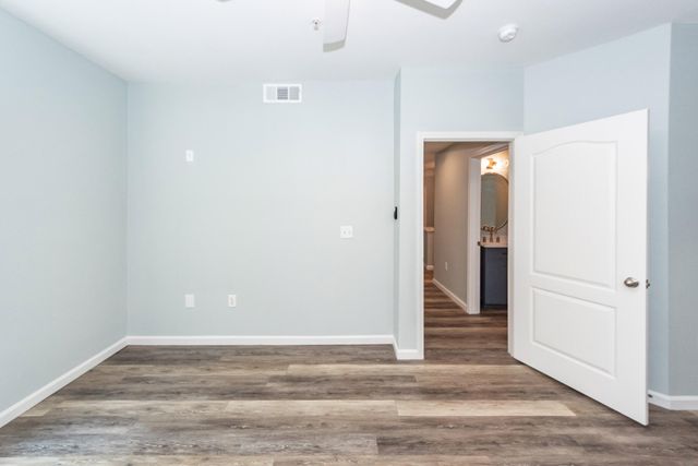 1300 Park West Boulevard 611, Mount Pleasant, SC 29466