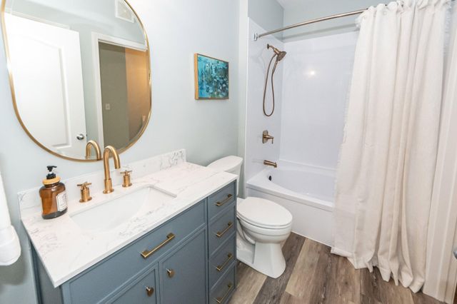 1300 Park West Boulevard 611, Mount Pleasant, SC 29466