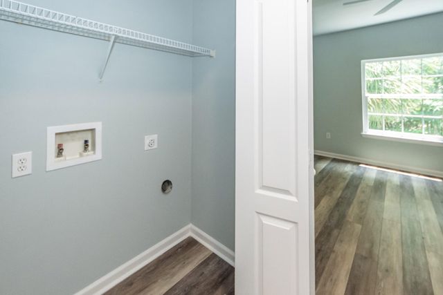 1300 Park West Boulevard 611, Mount Pleasant, SC 29466