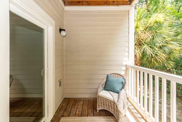 1300 Park West Boulevard 611, Mount Pleasant, SC 29466