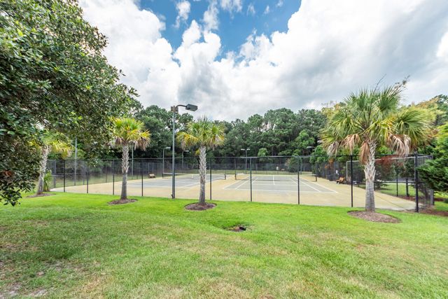 1300 Park West Boulevard 611, Mount Pleasant, SC 29466