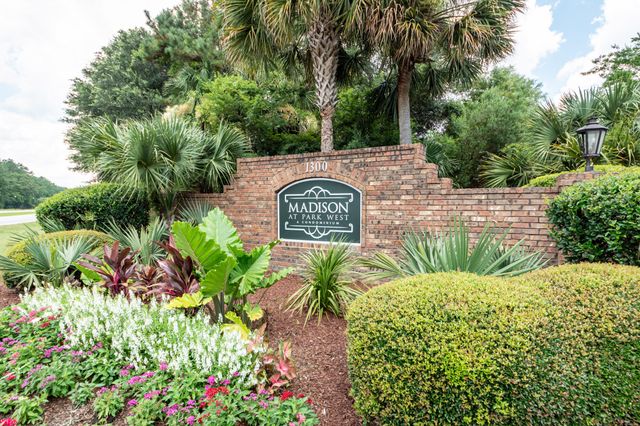 1300 Park West Boulevard 611, Mount Pleasant, SC 29466