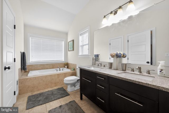 4006 1ST AVE, Lafayette Hill, PA 19444