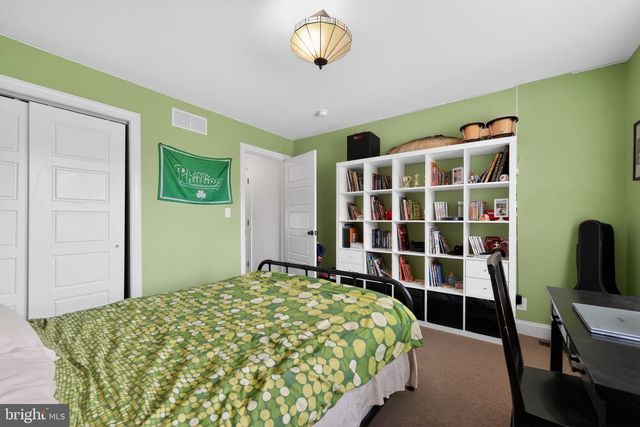 4006 1ST AVE, Lafayette Hill, PA 19444