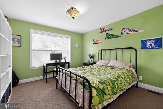 4006 1ST AVE, Lafayette Hill, PA 19444