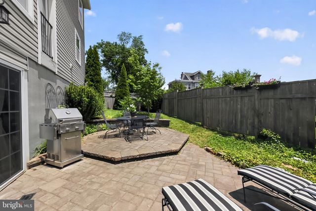 4006 1ST AVE, Lafayette Hill, PA 19444