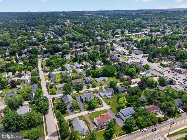 4006 1ST AVE, Lafayette Hill, PA 19444