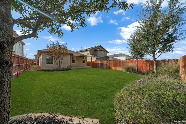 6619 Legato Curve, San Antonio, TX 78252