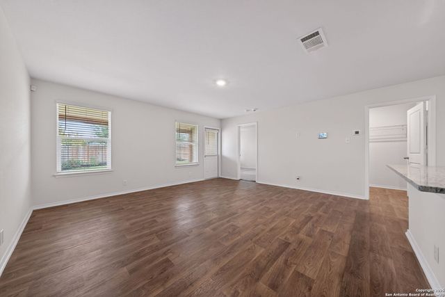 6619 Legato Curve, San Antonio, TX 78252