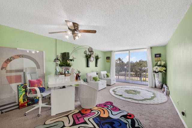 500 Executive Center Drive 3f, West Palm Beach, FL 33401