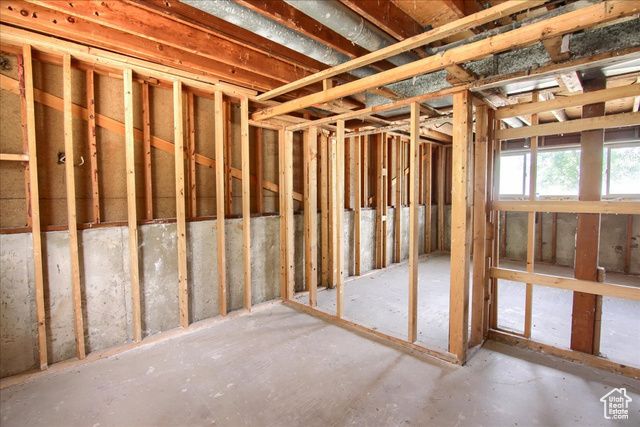 1546 E 700 S, Clearfield, UT 84015