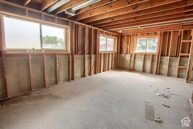 1546 E 700 S, Clearfield, UT 84015