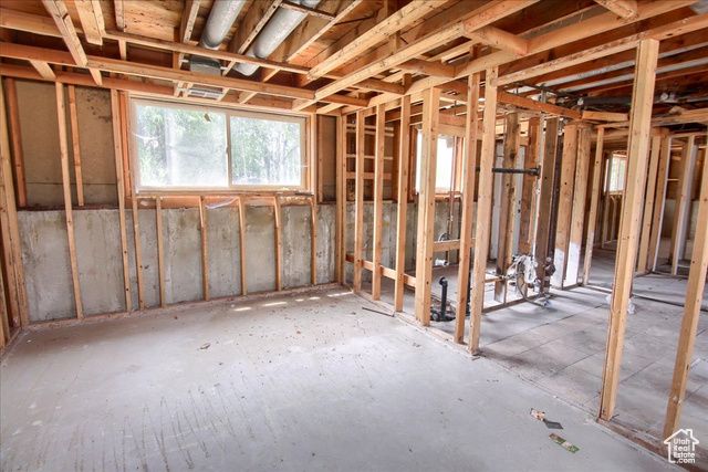 1546 E 700 S, Clearfield, UT 84015