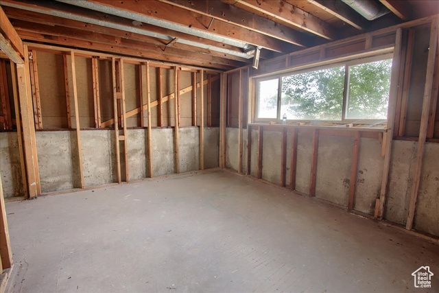 1546 E 700 S, Clearfield, UT 84015