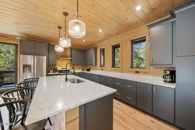 2669 Sulpher Springs Way, Sevierville, TN 37862