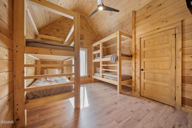 2669 Sulpher Springs Way, Sevierville, TN 37862