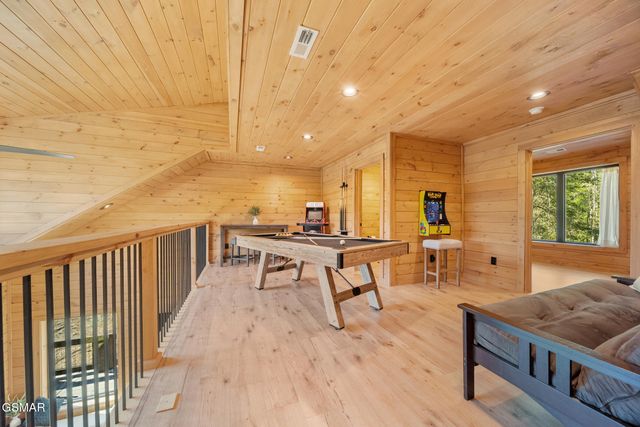 2669 Sulpher Springs Way, Sevierville, TN 37862