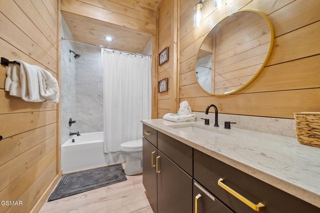 2669 Sulpher Springs Way, Sevierville, TN 37862