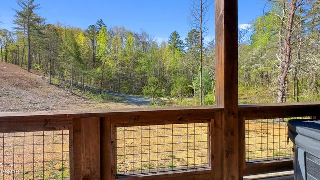 2669 Sulpher Springs Way, Sevierville, TN 37862