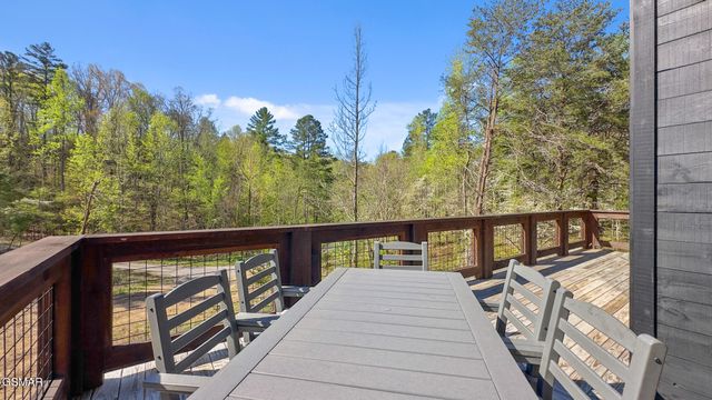 2669 Sulpher Springs Way, Sevierville, TN 37862
