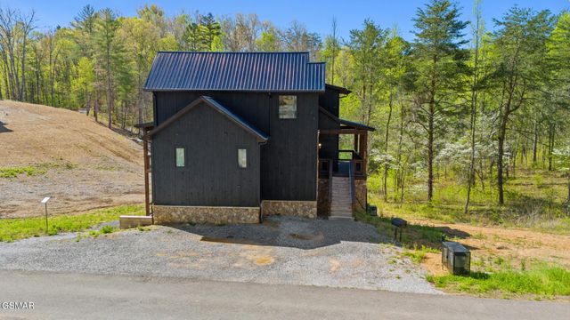 2669 Sulpher Springs Way, Sevierville, TN 37862