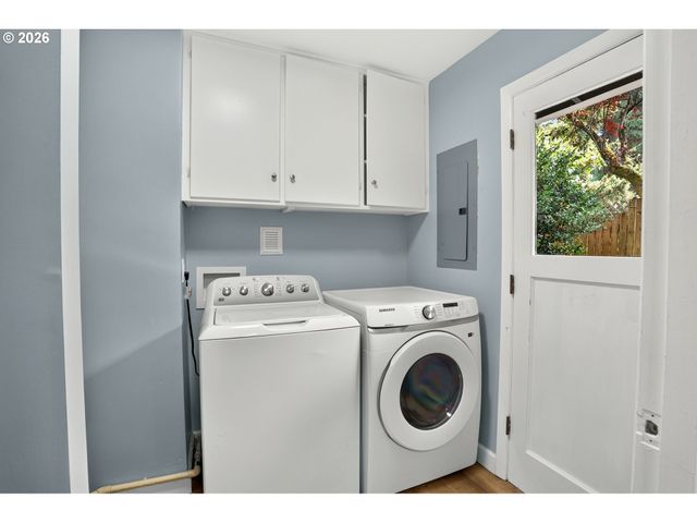 16184 LAKE FOREST Blvd, Lake Oswego, OR 97035
