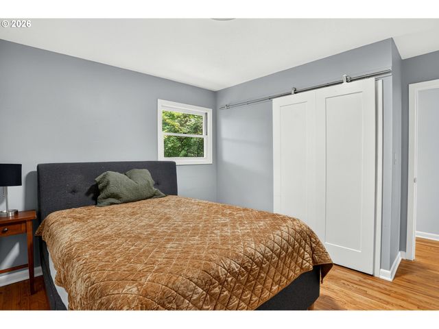 16184 LAKE FOREST Blvd, Lake Oswego, OR 97035