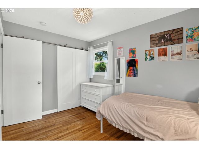 16184 LAKE FOREST Blvd, Lake Oswego, OR 97035
