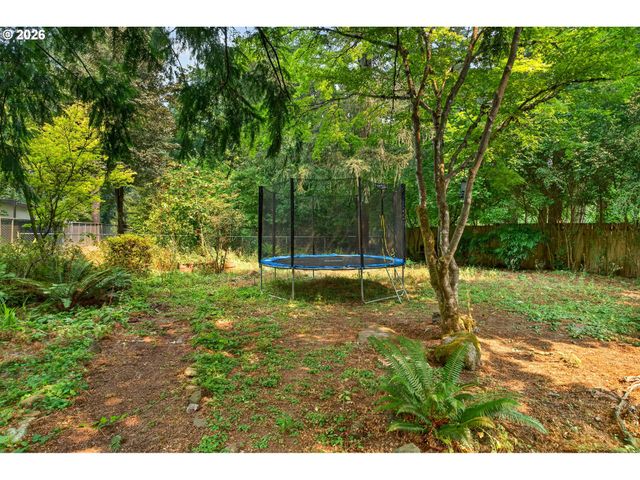 16184 LAKE FOREST Blvd, Lake Oswego, OR 97035