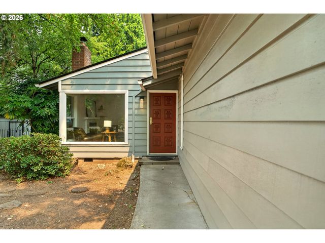 16184 LAKE FOREST Blvd, Lake Oswego, OR 97035