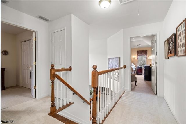 9 Cypress Ln, Hardyston Twp., NJ 07419
