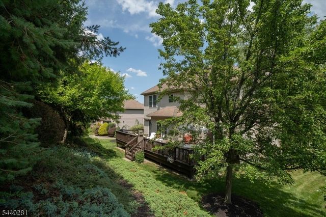 9 Cypress Ln, Hardyston Twp., NJ 07419