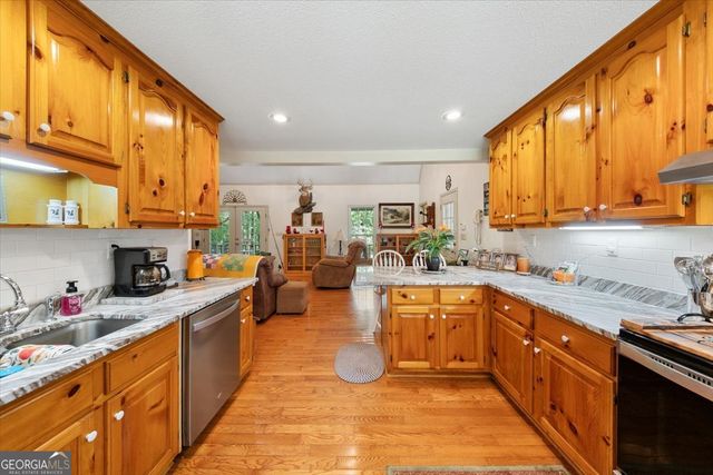 856 Lite N Tie Road, Macon, GA 31211