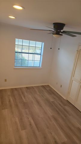 2733 Silver Creek Drive 104, Arlington, TX 76006